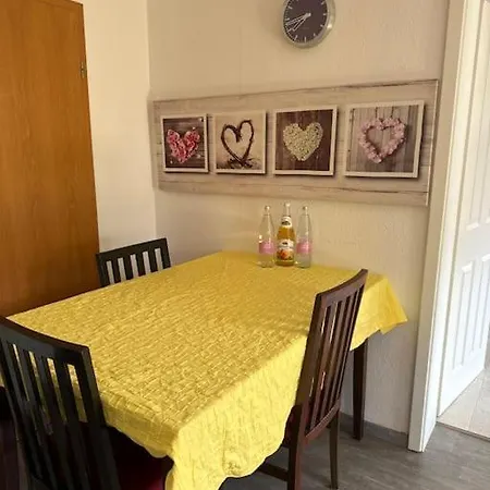 Schurwaldwohnung * Adelberg